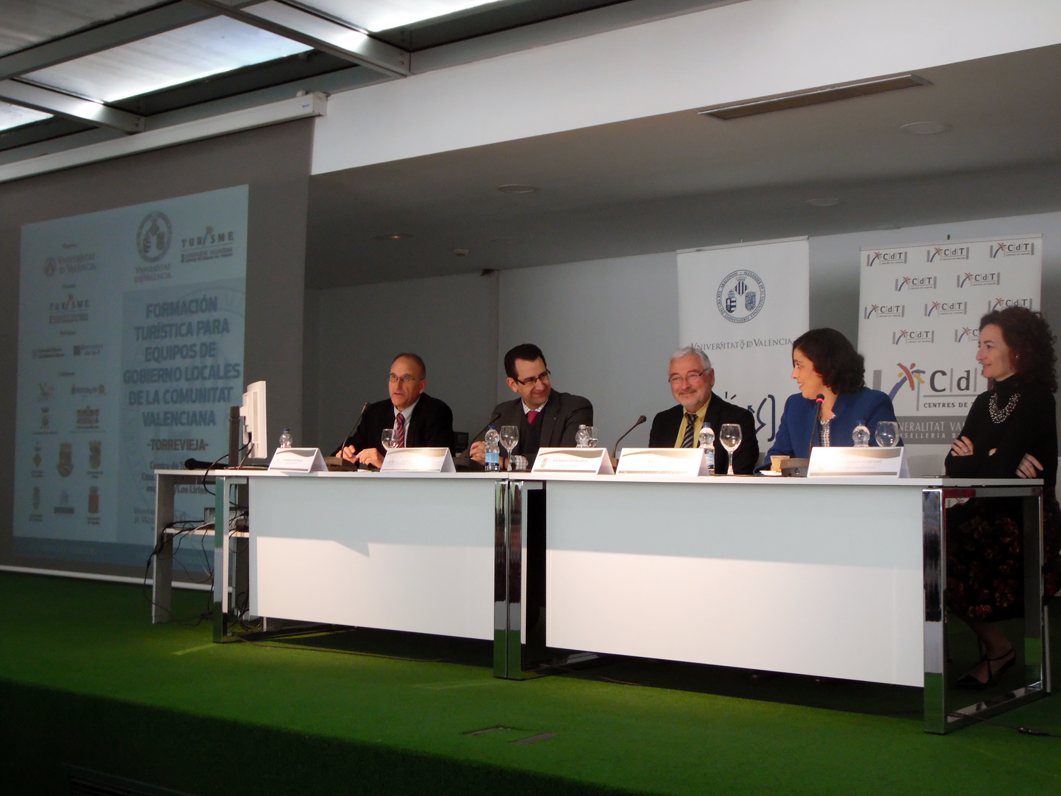 Las jornadas de formación turística para equipos de gobierno locales concluyen en Torrevieja